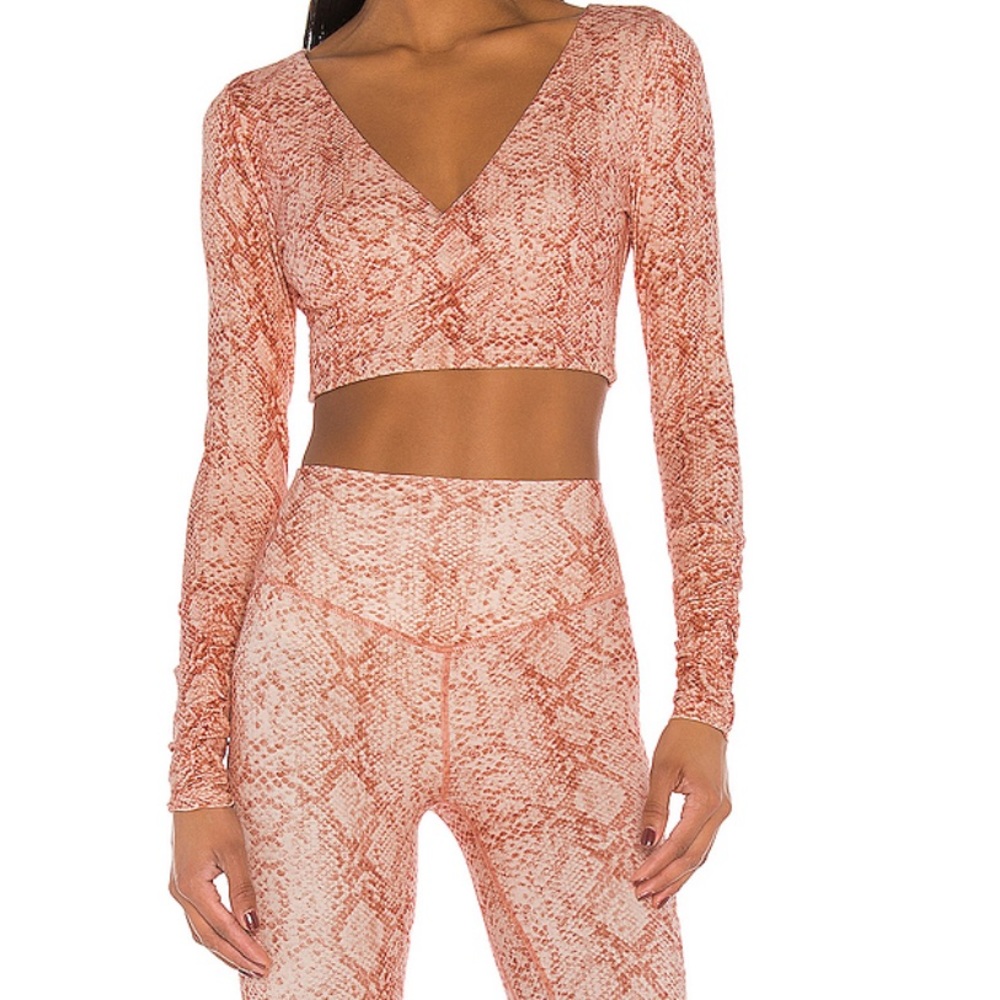 Lovewave - long sleeve workout top